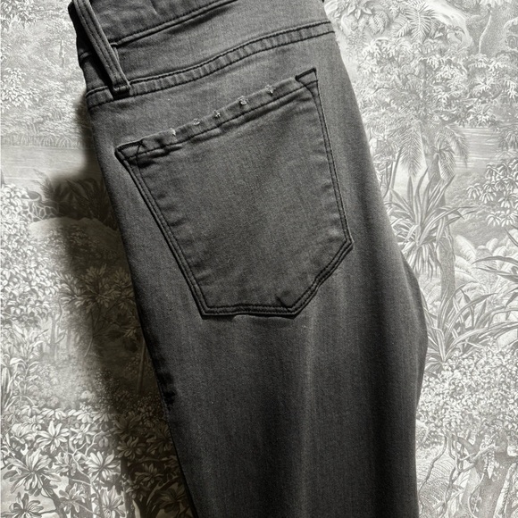 Frame Denim Distressed Skinny Jeans in Grey Shred - Picture 5 of 7